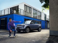 iCAR 03暖心护航面面俱到，冬日出街神器预售热度一路狂飙